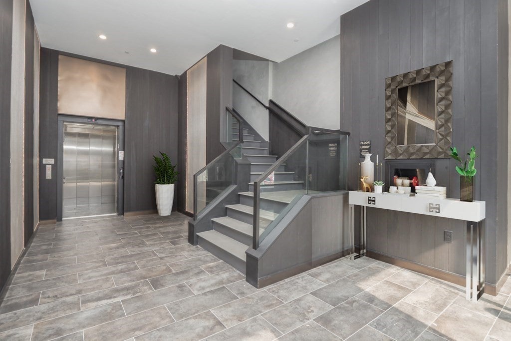 340 West 2nd Street #17, Boston, MA Photo #19