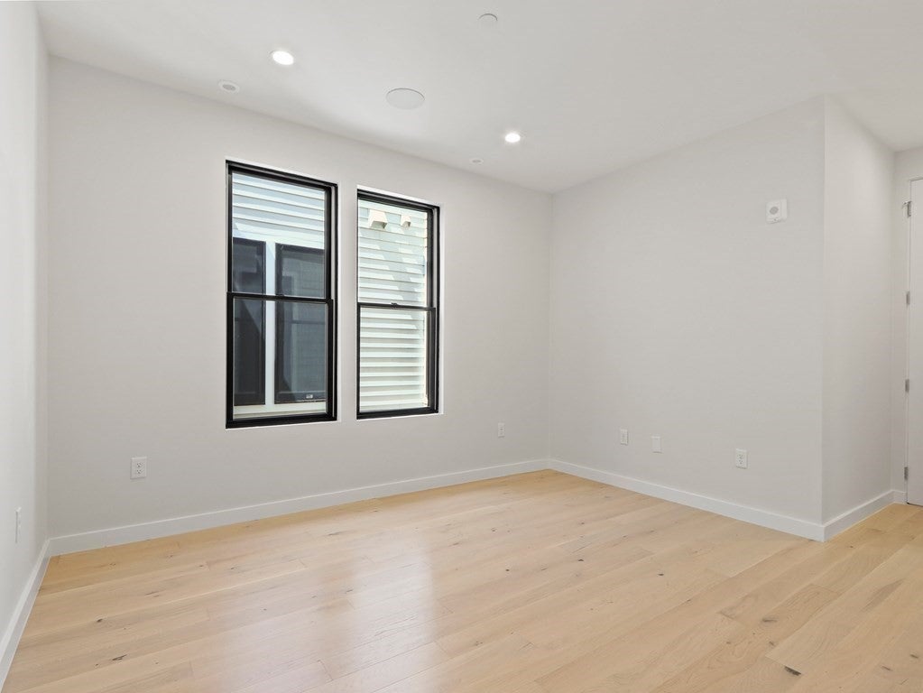 340 West 2nd Street #17, Boston, MA Photo #5