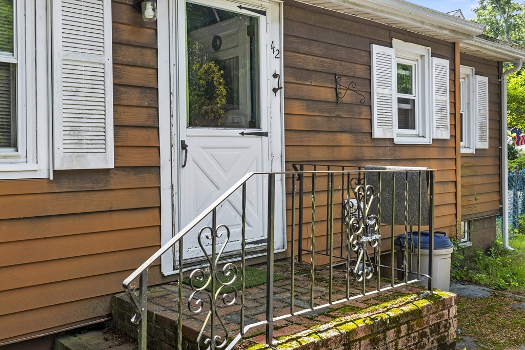 42 Taylor Point Rd.