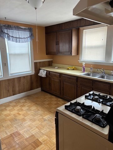 38-40 Lawn Ave