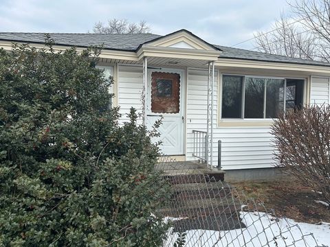 5 Lafayette Ave Lawrence MA 01843