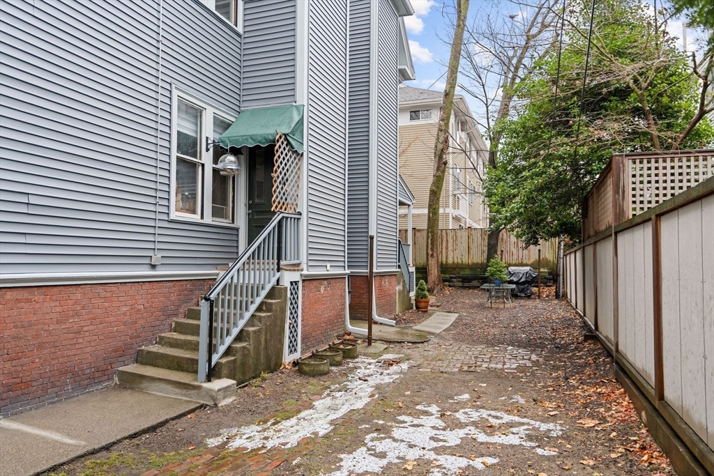 Cambridge, Massachusetts 02138, United States, 14 Bedrooms Bedrooms, ,10 BathroomsBathrooms,Residential,Pending,22151