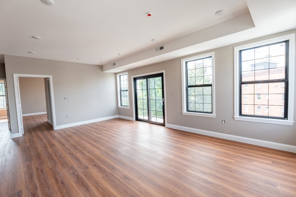 13 Nahant Street 2A