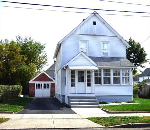32 Berkshire St Ludlow MA 01056
