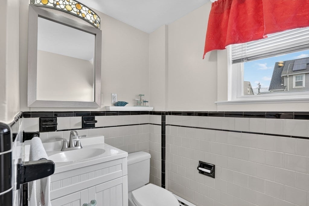 100 Whitin Ave, Revere, MA, 100 Whitin Ave, Revere, MA Photo #12