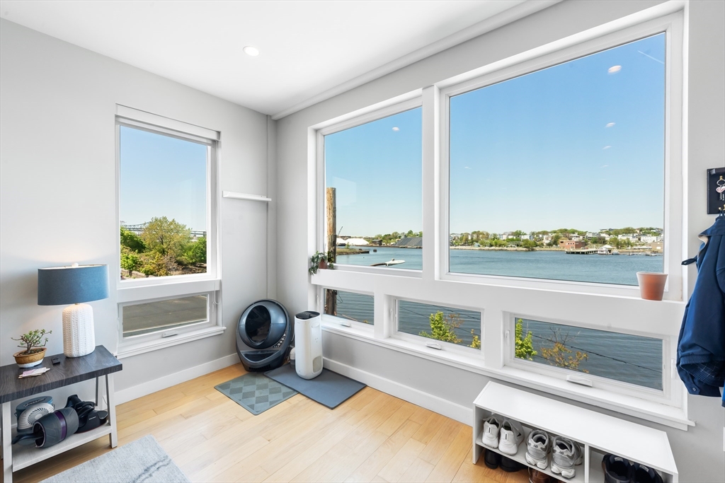243 Condor Street 304