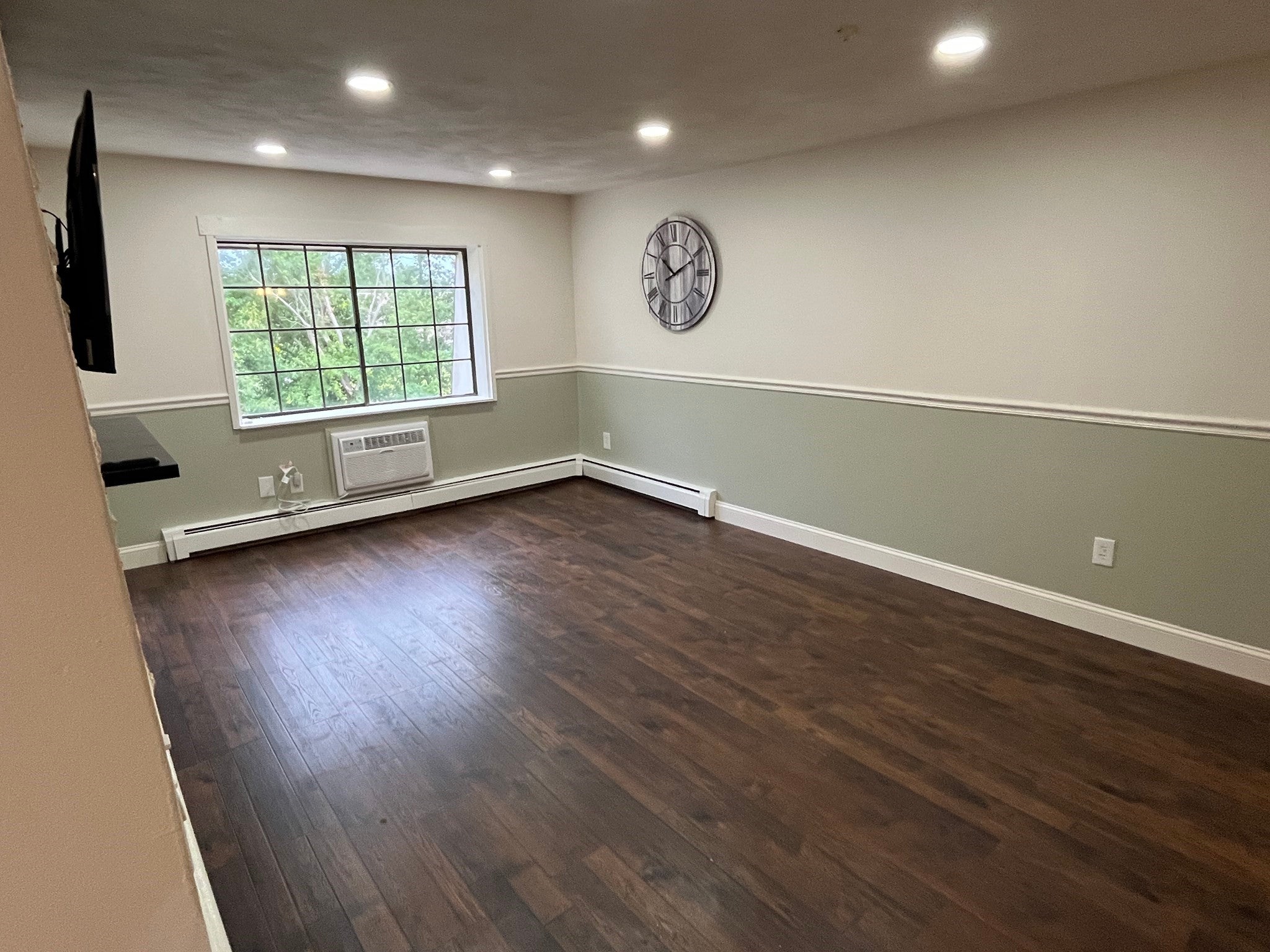119 Grove St 245