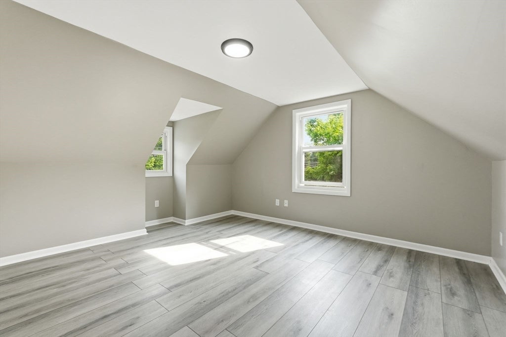 15 Pear St, Springfield, MA Photo #18