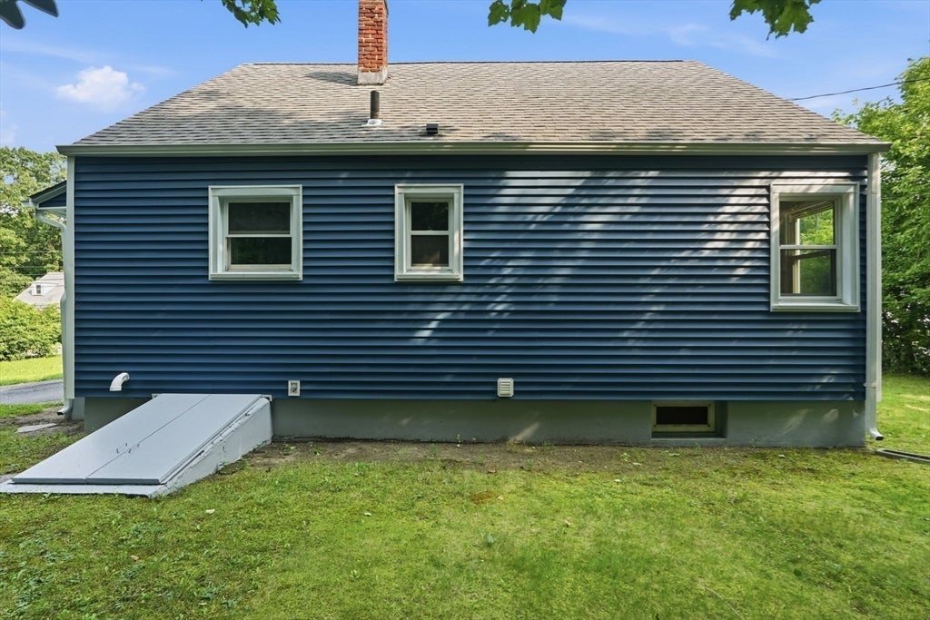 15 Pear St, Springfield, MA Photo #25