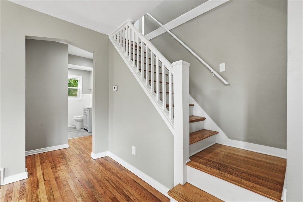 15 Pear St, Springfield, MA Photo #12