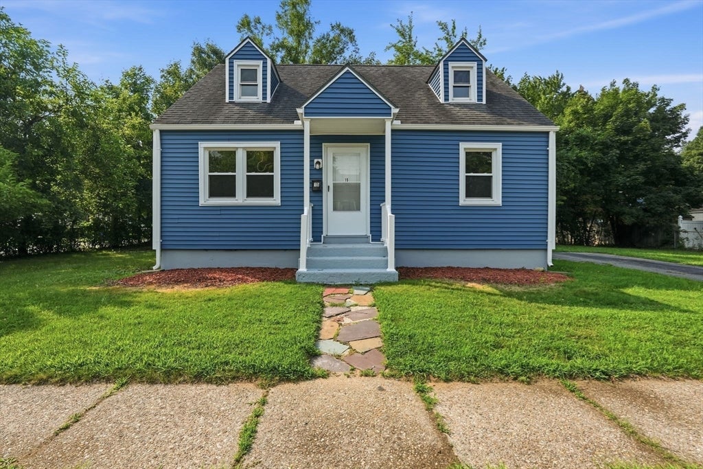 15 Pear St, Springfield, MA Photo #5