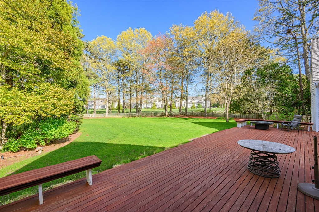 131 Dunrobin Road