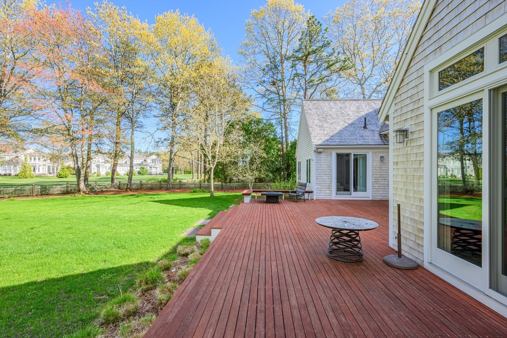131 Dunrobin Road