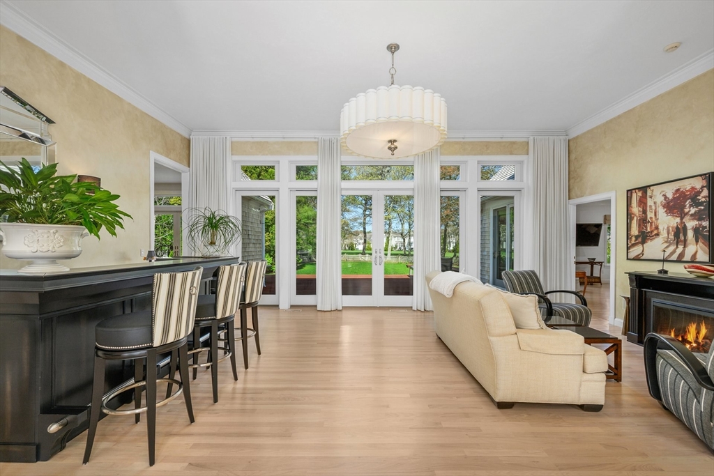131 Dunrobin Road