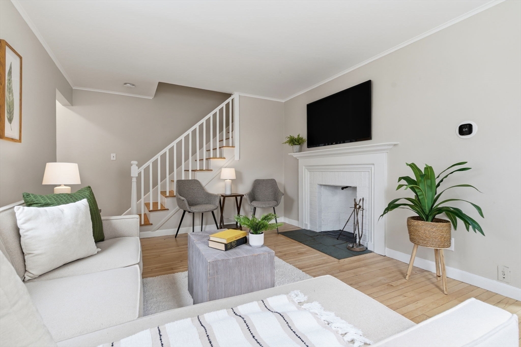 118 Foster Terrace 118