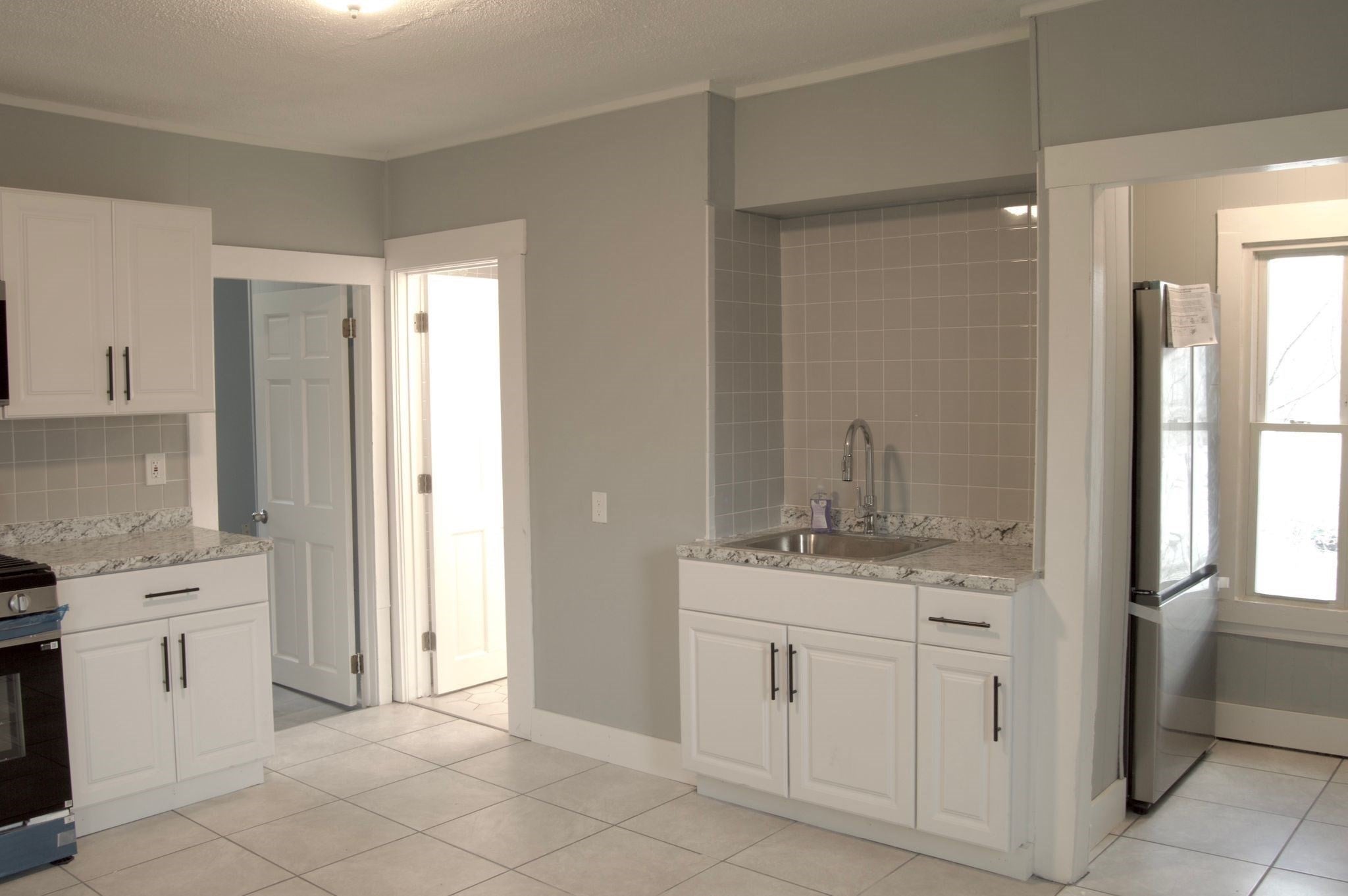 105 Clarendon St #3, Fitchburg, MA, 105 Clarendon St #3, Fitchburg, MA Photo #3