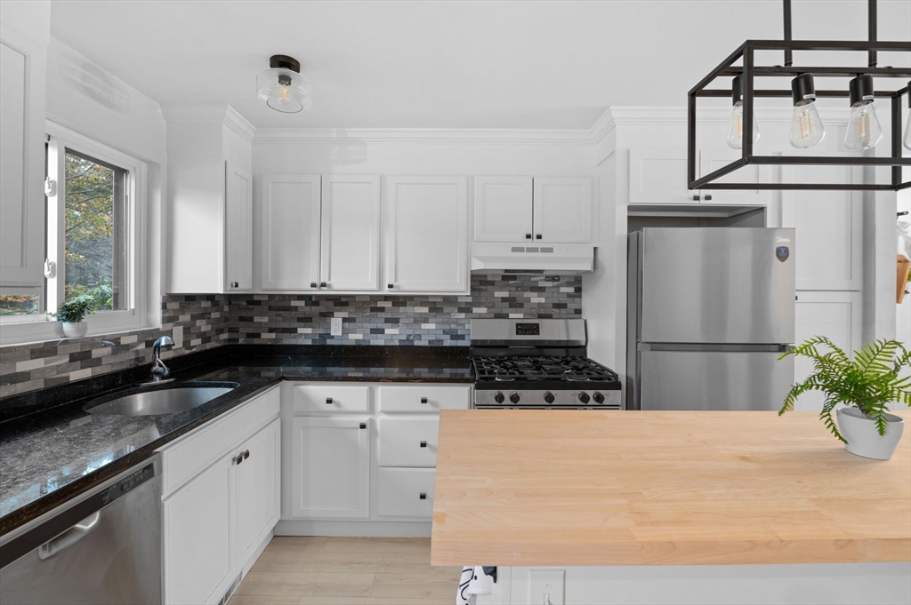 107 Farrwood Drive 107