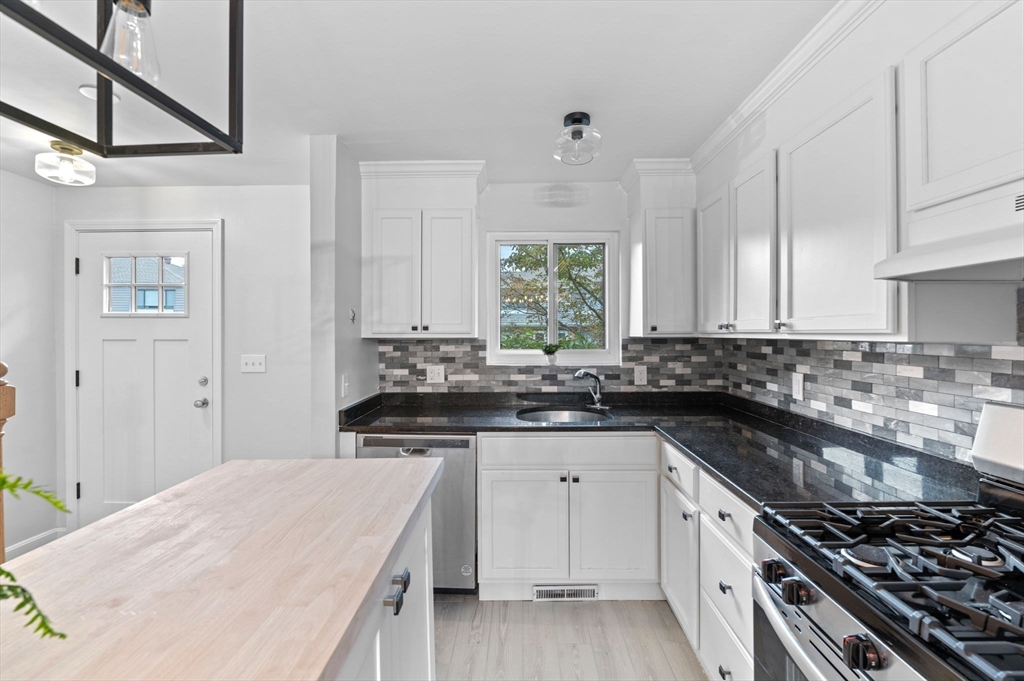 107 Farrwood Drive 107