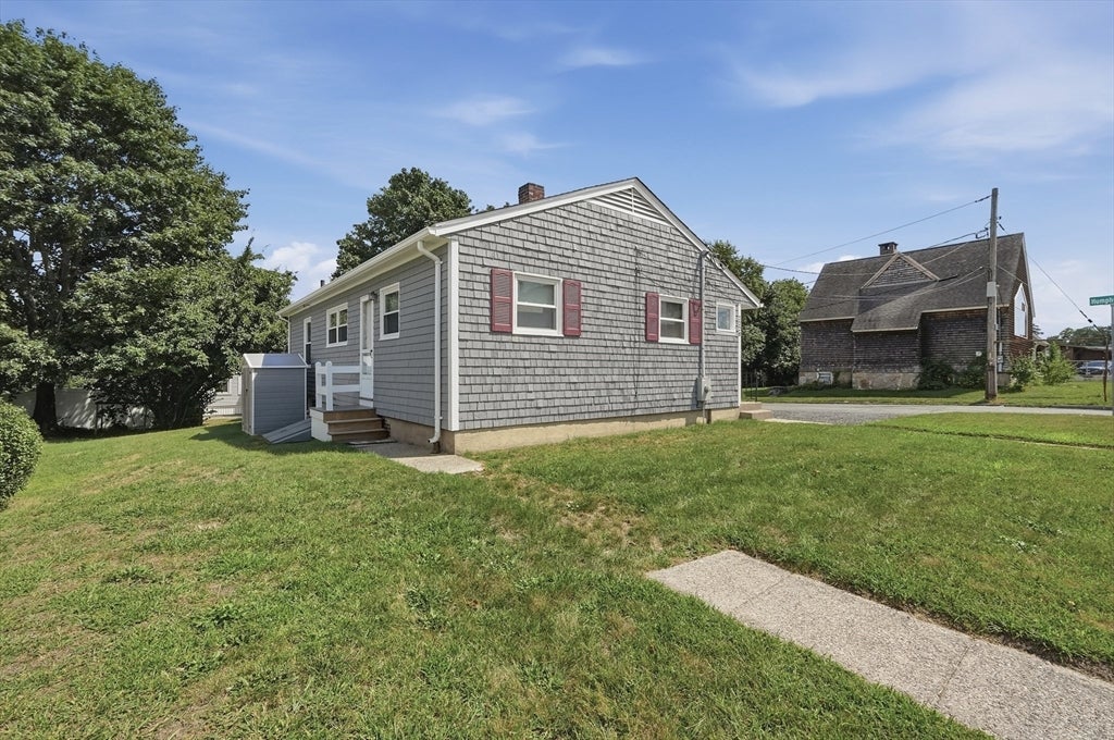 2228 Acushnet Ave, New Bedford, MA Photo #34