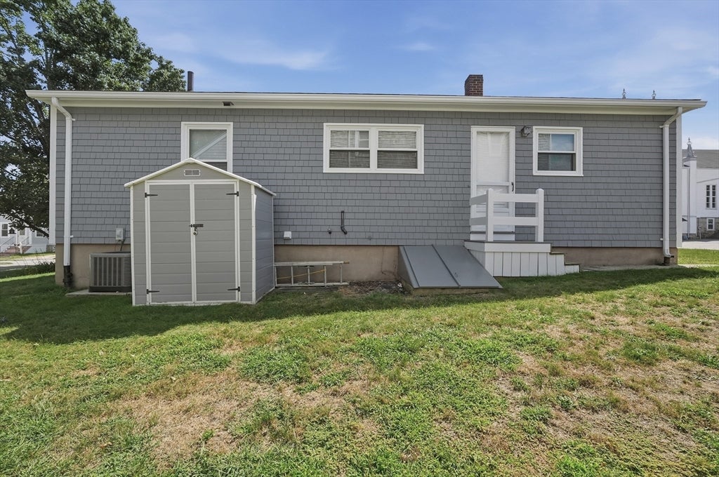 2228 Acushnet Ave, New Bedford, MA Photo #39