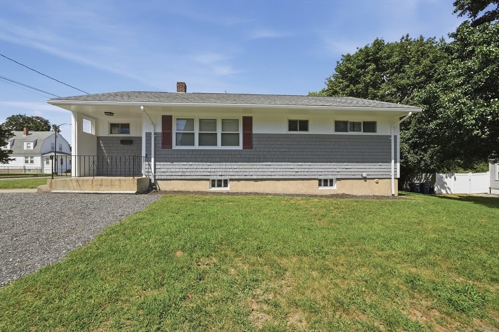 Photo of 2228 Acushnet Ave, New Bedford, MA