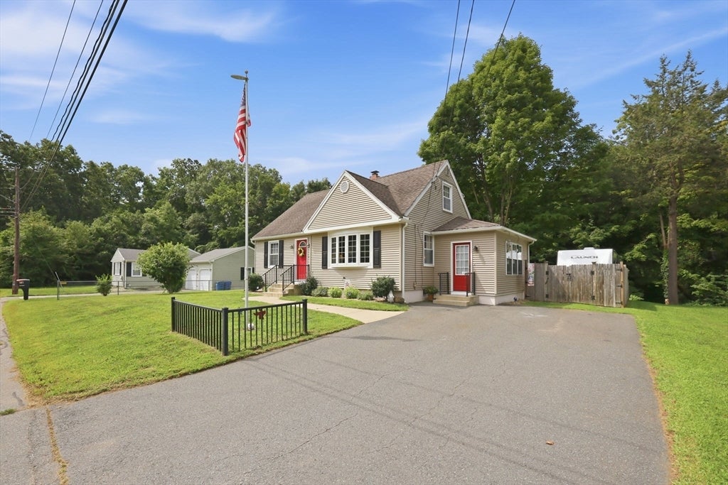 62 Clyde Avenue, West Springfield, MA, 62 Clyde Avenue, West Springfield, MA Photo #7