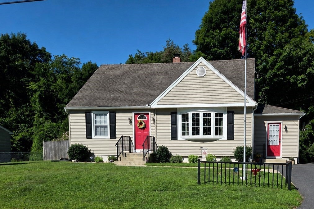 62 Clyde Avenue, West Springfield, MA, 62 Clyde Avenue, West Springfield, MA Photo #1