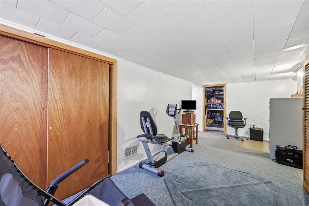 62 Clyde Avenue, West Springfield, MA, 62 Clyde Avenue, West Springfield, MA Photo #34