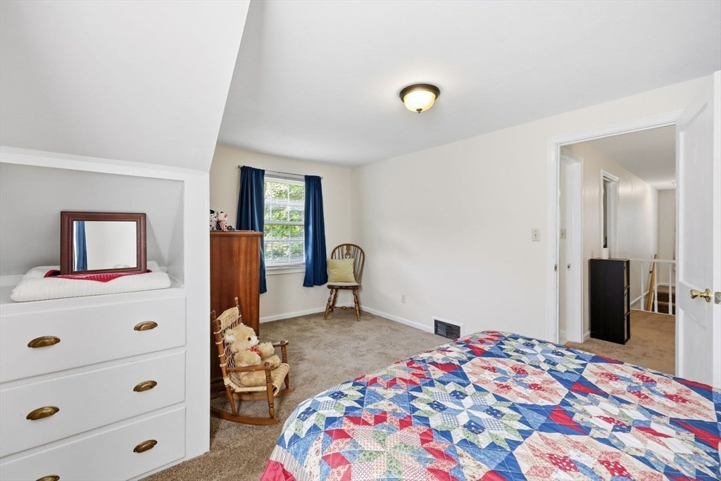 62 Clyde Avenue, West Springfield, MA, 62 Clyde Avenue, West Springfield, MA Photo #27