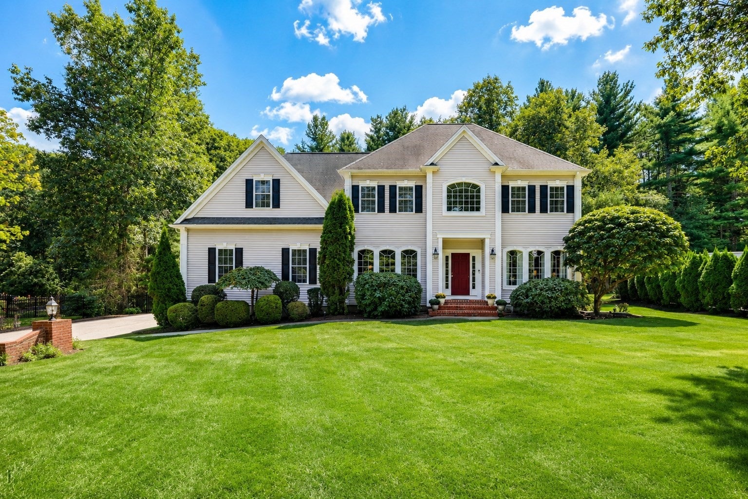 23 Lenox Dr, Franklin, MA, 23 Lenox Dr, Franklin, MA Photo #2