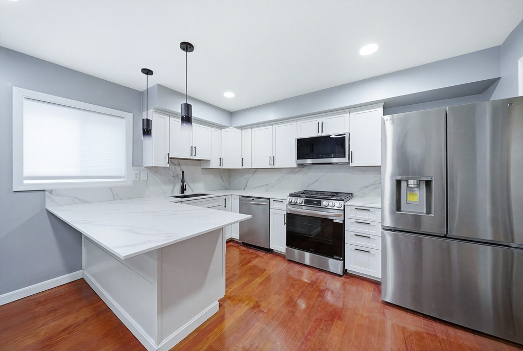 39 Hawthorne St #39, Boston, MA Photo #12