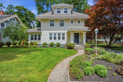 Photo of 26 Hazelwood Ave, Longmeadow, MA 01106 (MLS # 73539394)