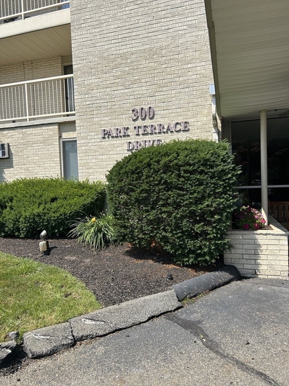 300 Park Terrace Dr 343