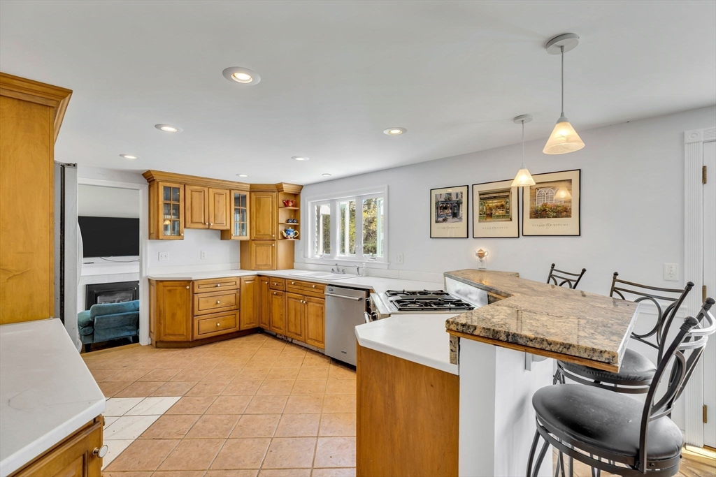 273 Bishops Terrace, Barnstable, MA Photo #6