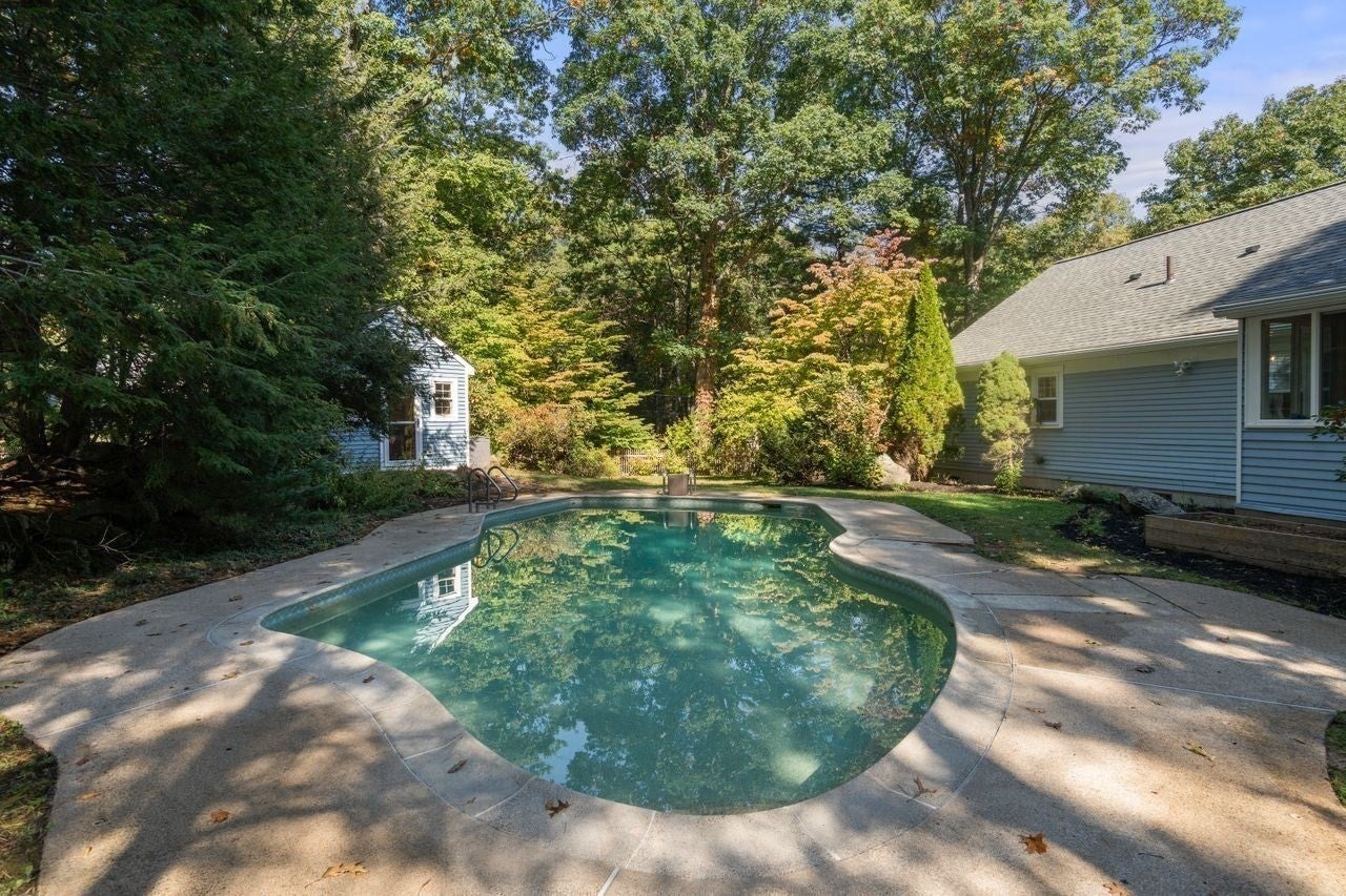 25 Rocky Brook Rd, Dover, MA, 25 Rocky Brook Rd, Dover, MA Photo #30