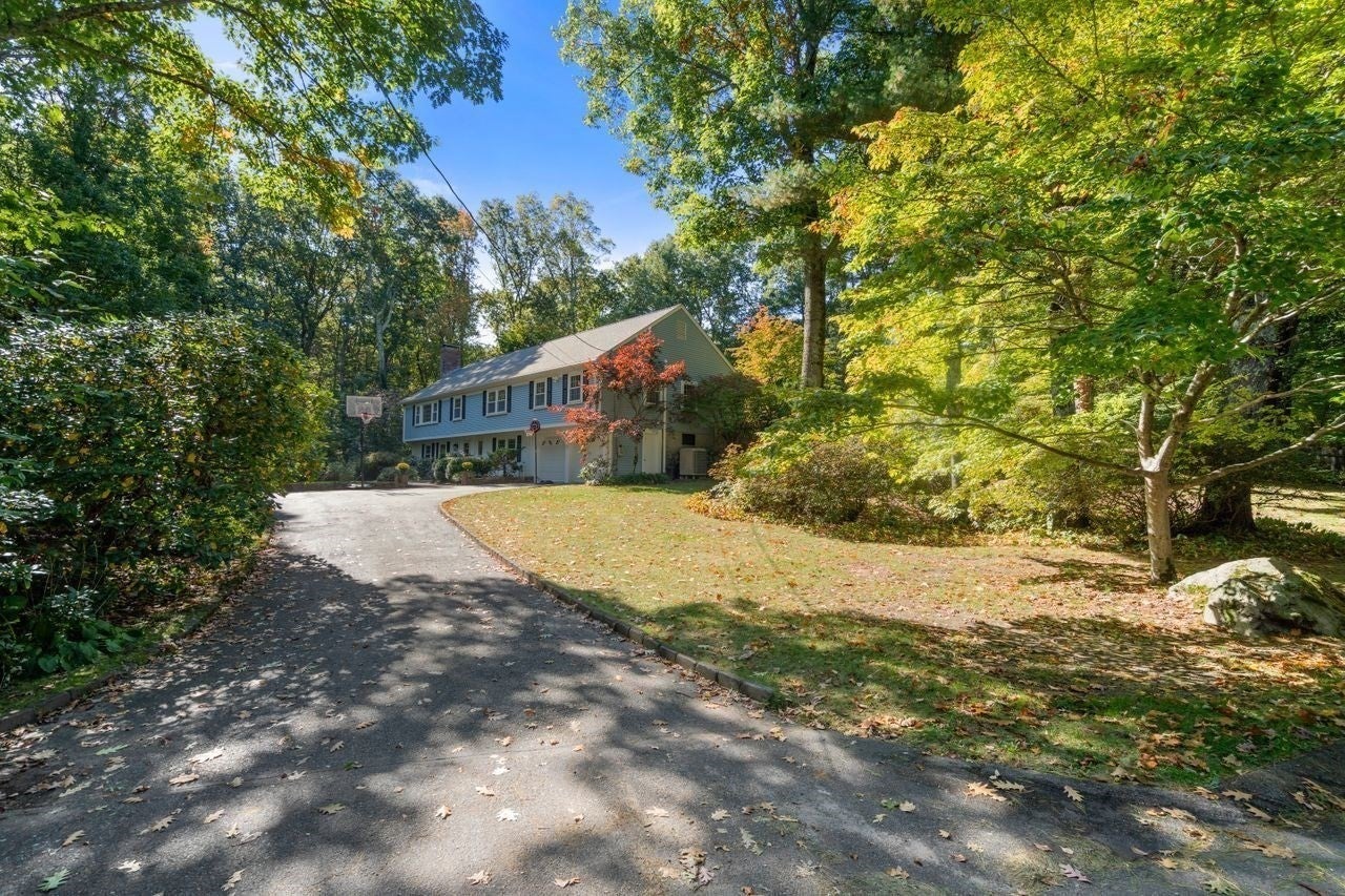 25 Rocky Brook Rd