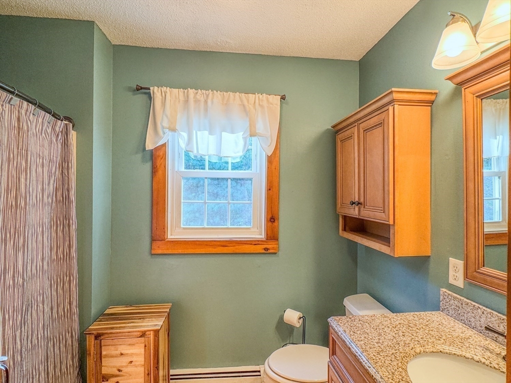 609 Gulf Road, Northfield, MA Photo #27