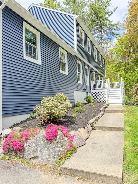 609 Gulf Road, Northfield, MA Photo #7