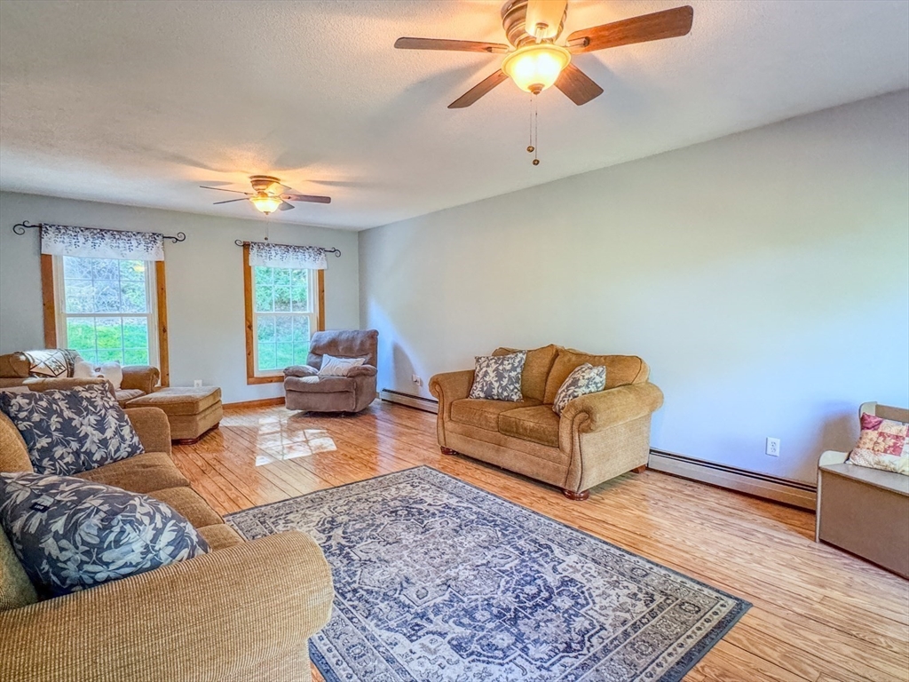 609 Gulf Road, Northfield, MA Photo #18