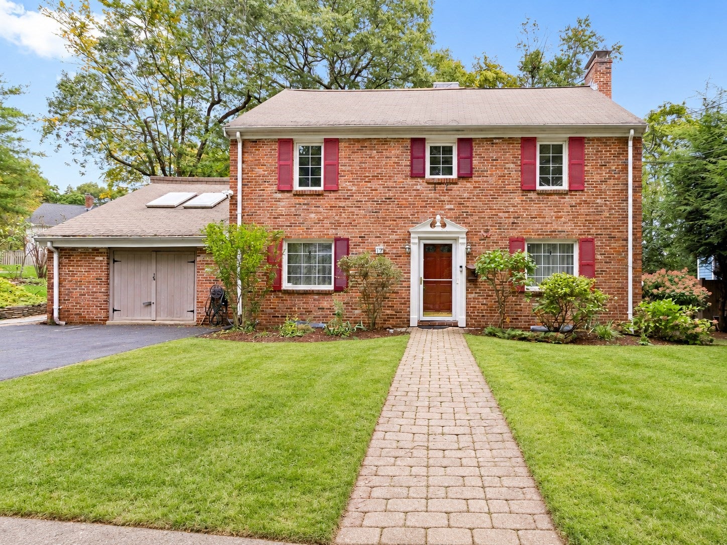 17 Woodhaven Rd, Newton, MA, 17 Woodhaven Rd, Newton, MA Photo #1