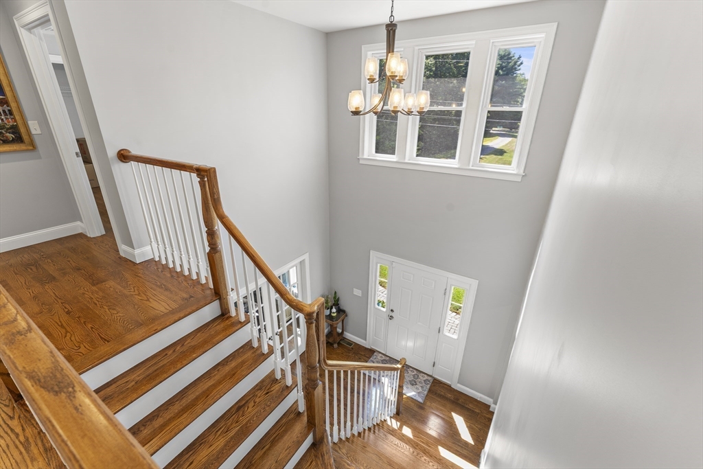 120 W Pond St