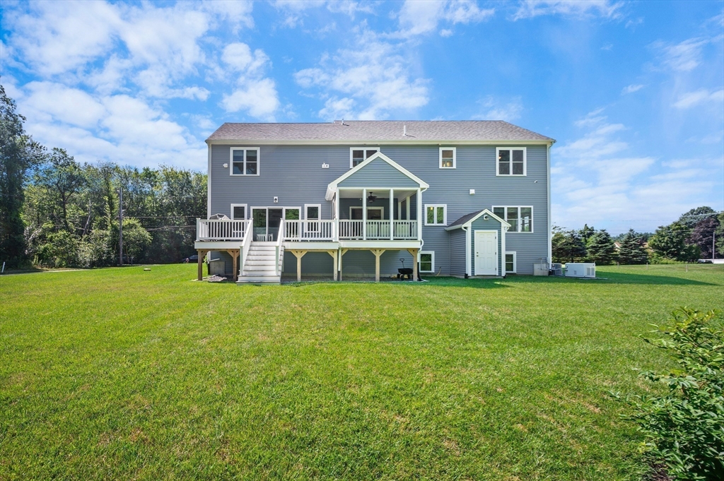 120 W Pond St