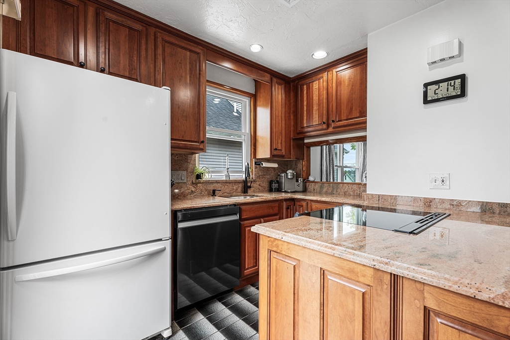 51 Cherry St