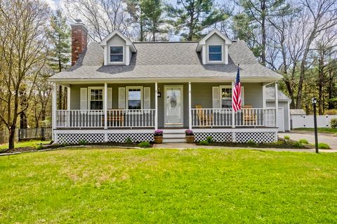 Photo of 16 Cranberry Dr, Holyoke, MA 01040 (MLS # 73505759)