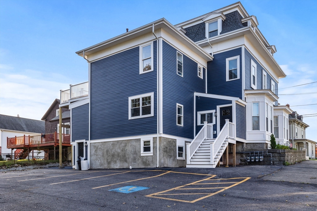 62 Chestnut Street 4