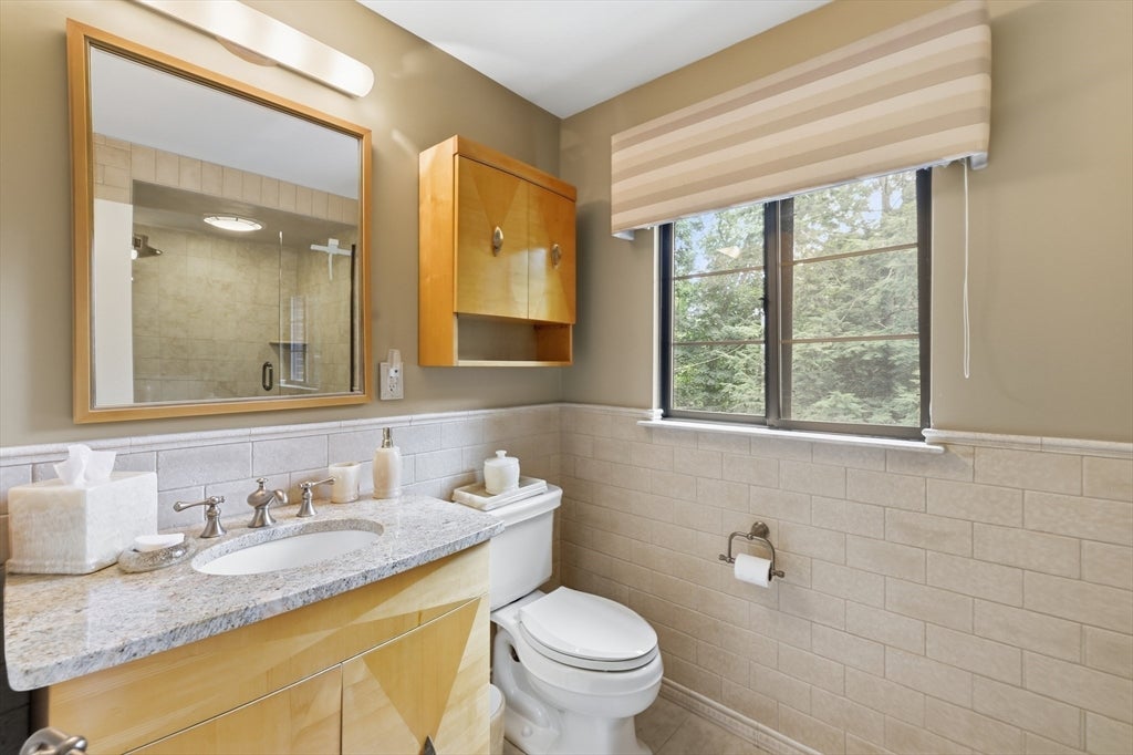 5 Rollingwood Dr, Worcester, MA, 5 Rollingwood Dr, Worcester, MA Photo #26