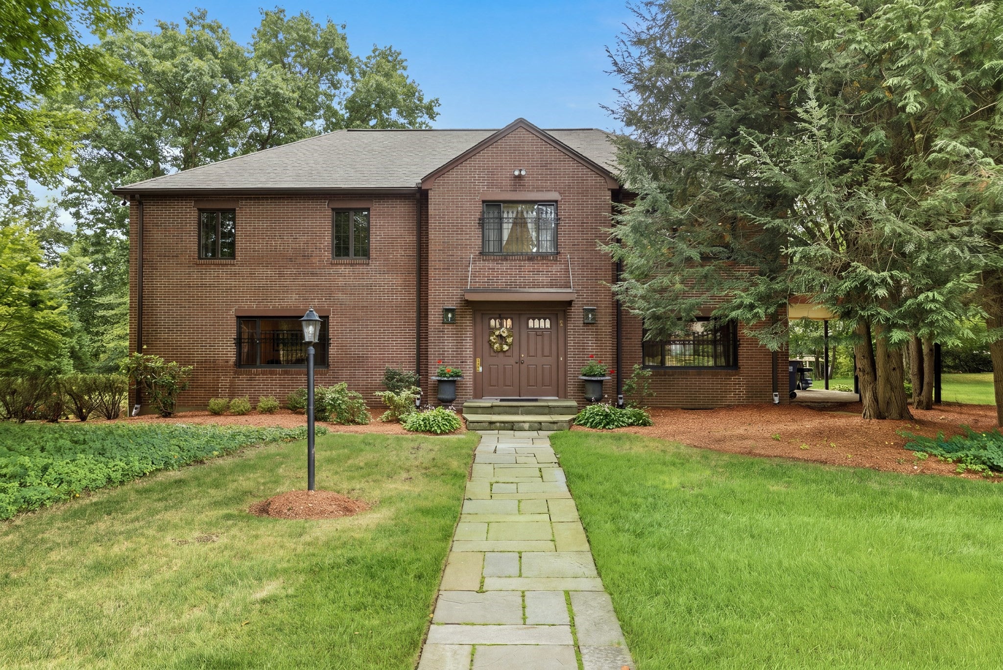 5 Rollingwood Dr