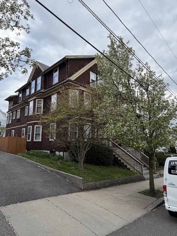 24-26 Edith Ave