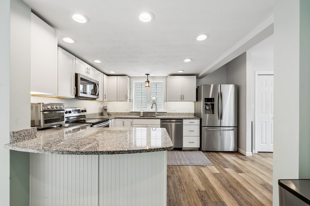 23 Belmont St, Abington, MA Photo #6