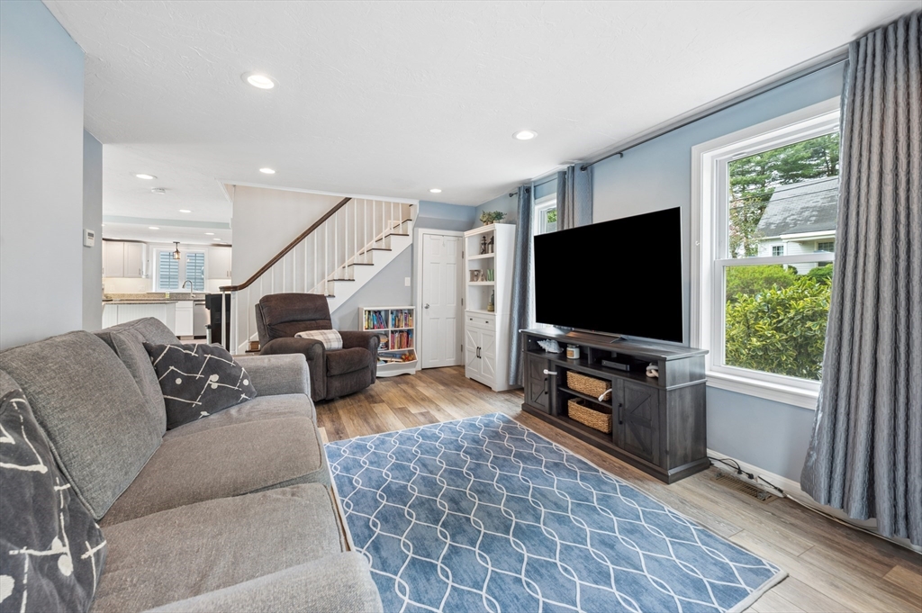 23 Belmont St, Abington, MA Photo #13